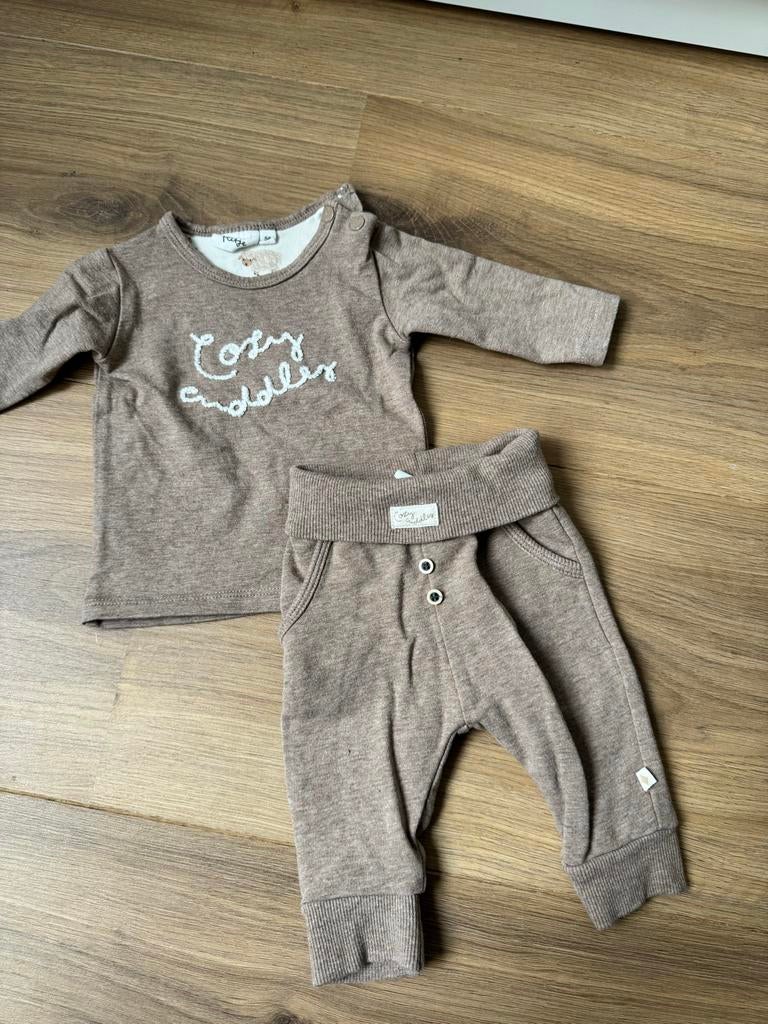 Feetje set maat 56, Kinderen en Baby's, Babykleding | Maat 56, Ophalen of Verzenden, Zo goed als nieuw, Jongetje of Meisje, Setje