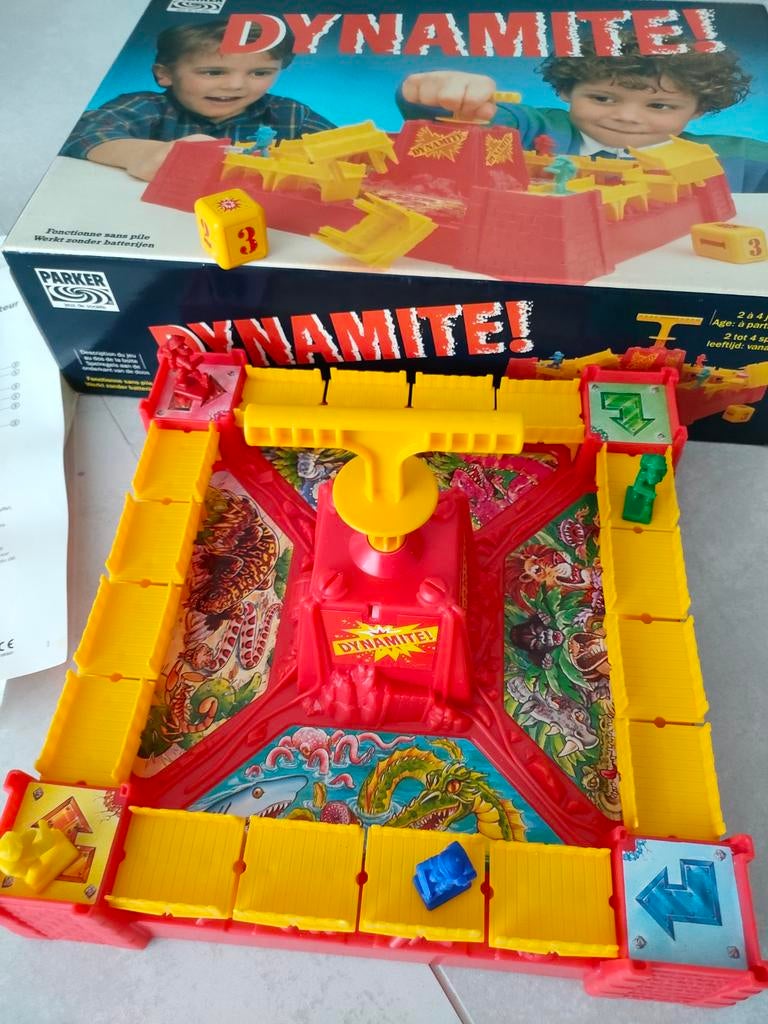Dynamite! Gezelschapspel speelgoed bordspel, Drie of vier spelers, Ophalen, Zo goed als nieuw