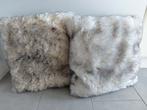 2 kussens met vacht 45x45 cm., Huis en Inrichting, Ophalen of Verzenden, Zo goed als nieuw, Vierkant