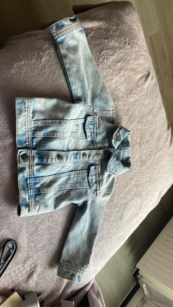 Spijkerjasje maat 86, Kinderen en Baby's, Babykleding | Maat 86, Ophalen, Zo goed als nieuw, Jongetje of Meisje, Jasje