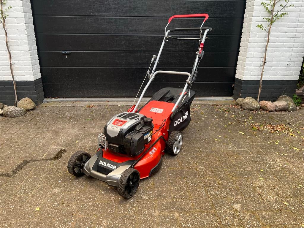 Dolmar Benzine Grasmaaier - Briggs & Stratton 675EXi, Tuin en Terras, Ophalen, Cirkelmaaier, Gebruikt, Mulchfunctie
