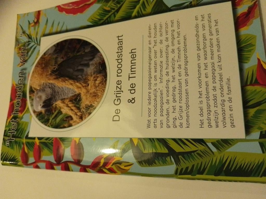 Boek: Het houden van De Grijze roodstaart & de Timneh, Ophalen of Verzenden