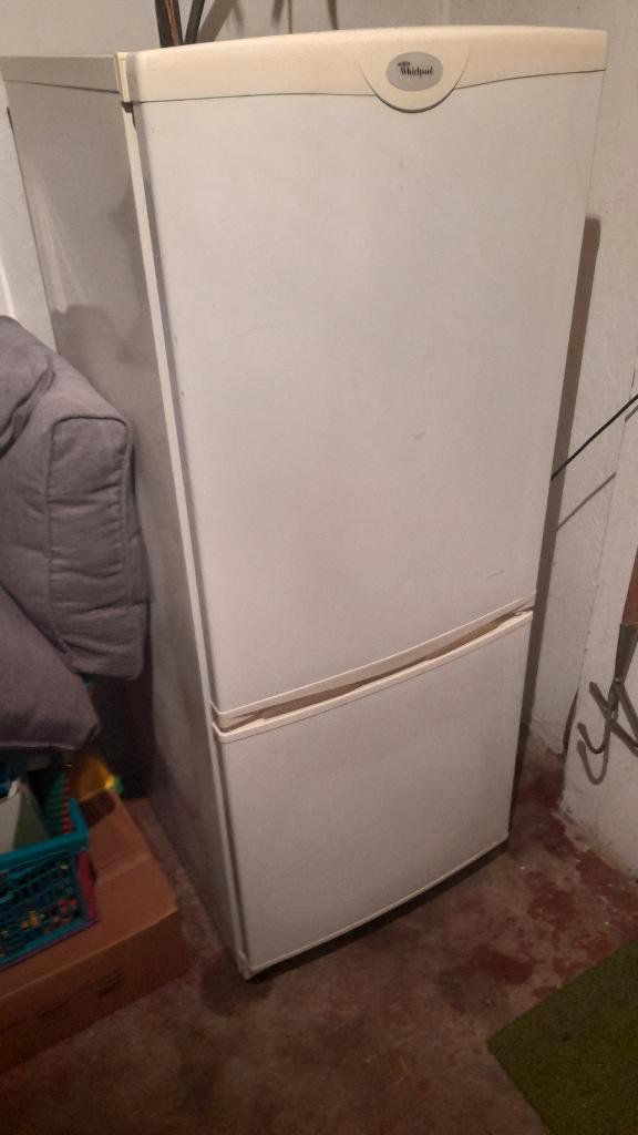 Whirlpool-koelkast & vriezer 2 lades, Witgoed en Apparatuur, Koelkasten en IJskasten, Gebruikt, Met aparte vriezer, 200 liter of meer