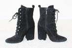 Suede KENDALL + KYLIE Veter Laarsjes (Maat 38) € 65,-, KENDALL + KYLIE, Zwart, Lage of Enkellaarzen, Ophalen of Verzenden