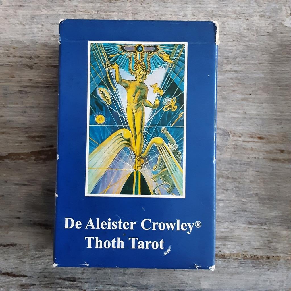De Aleister Crowley Thoth Tarot kaarten, Hobby en Vrije tijd, Gezelschapsspellen | Kaartspellen, Gebruikt, Ophalen