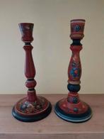 Hindeloopen kandelaars met bloemmotieven, Huis en Inrichting, Overige kleuren, Ophalen of Verzenden, Zo goed als nieuw, Hout