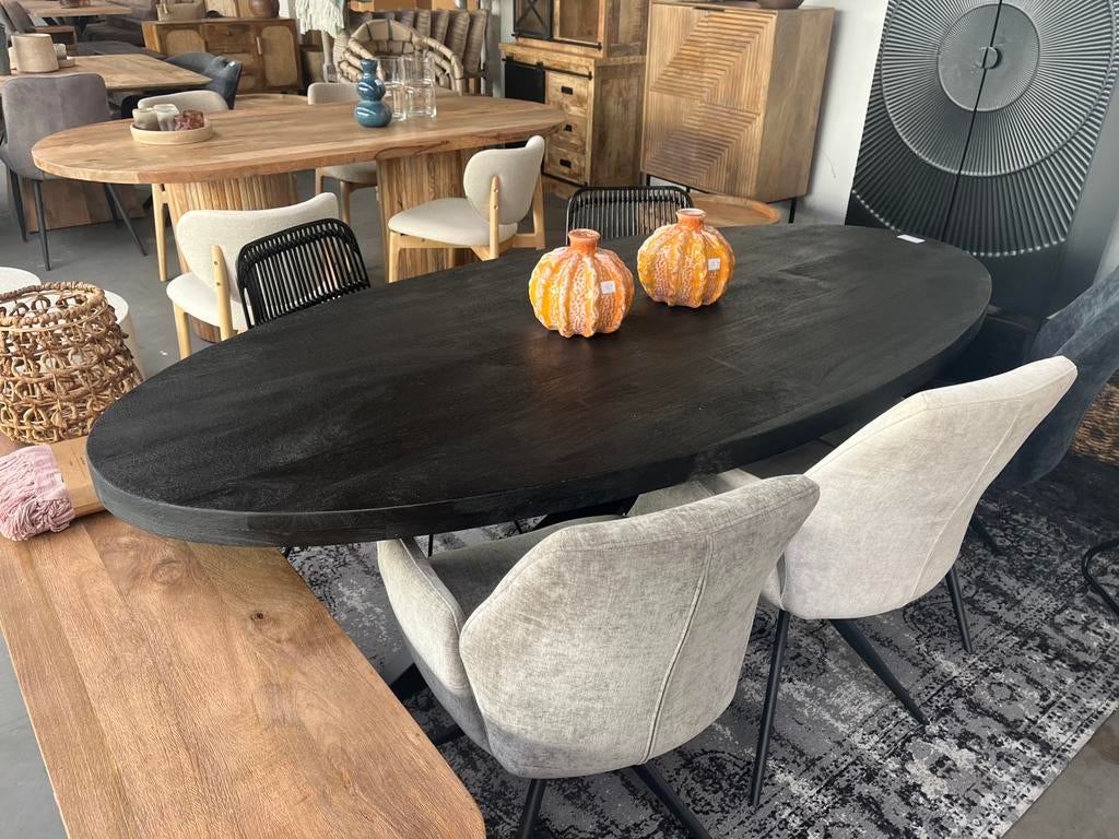 Magazijn Leegverkoop Eettafel ovaal zwart mangohout matrix, Huis en Inrichting, Woonaccessoires | Overige, Hout, Zwart, Nieuw