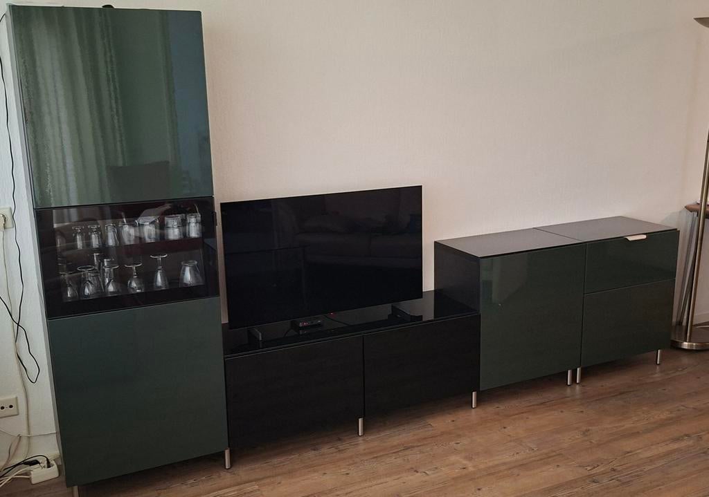 IKEA Besta kast - Zwartbruin met groene deurtjes, Antiek en Kunst, Ophalen