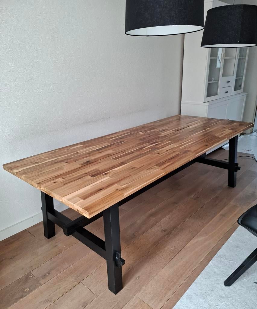 Skogsta eettafel, Ophalen, Gebruikt, 100 tot 150 cm, 200 cm of meer