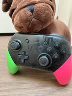 Nintendo switch pro controller, Spelcomputers en Games, Games | Nintendo Switch, Ophalen of Verzenden, Zo goed als nieuw