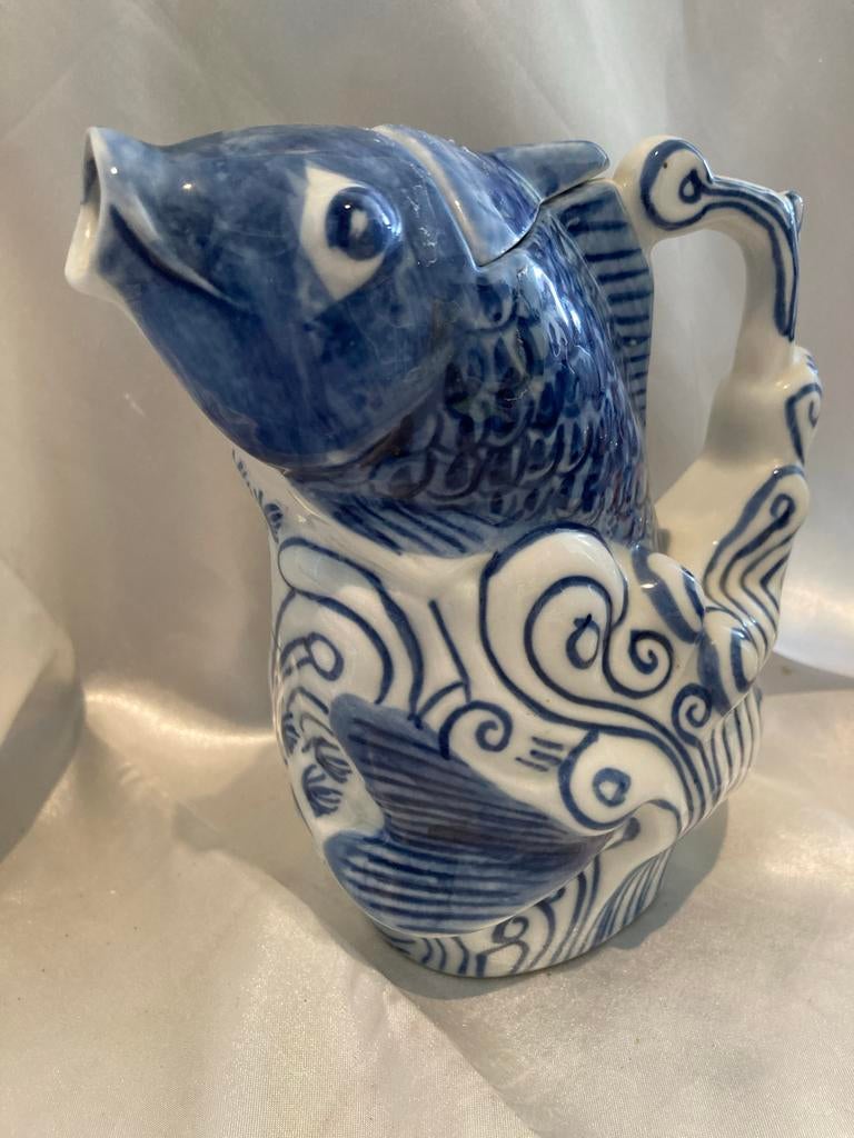 Blauw-witte porseleinen theepot, fraaie koi karper, Ophalen of Verzenden