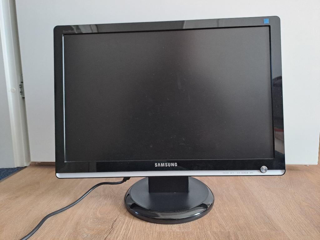Computer scherm Samsung SyncMaster 223ew, Computers en Software, Ophalen, Gebruikt, 3 tot 5 ms, Overige typen
