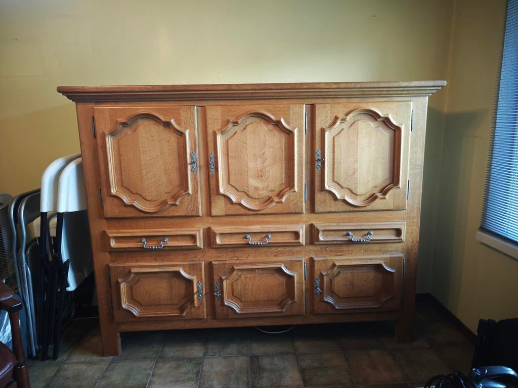 Massief eiken dressoir met 6 deuren en 3 lades, Ophalen