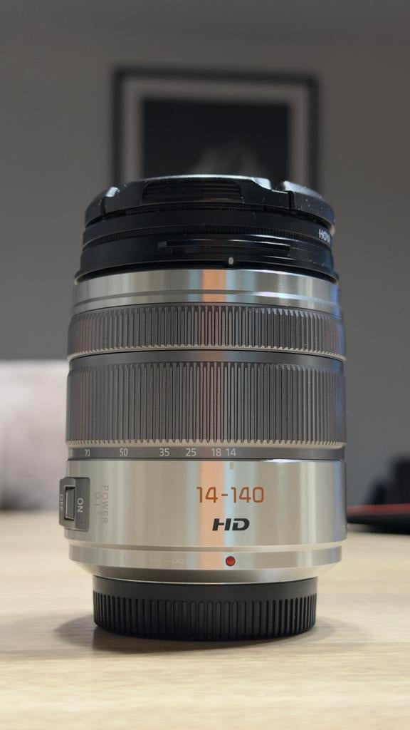 • Lumix 14–140mm HD (0.3m/1ft) lens, Ophalen of Verzenden, Zo goed als nieuw, Telelens