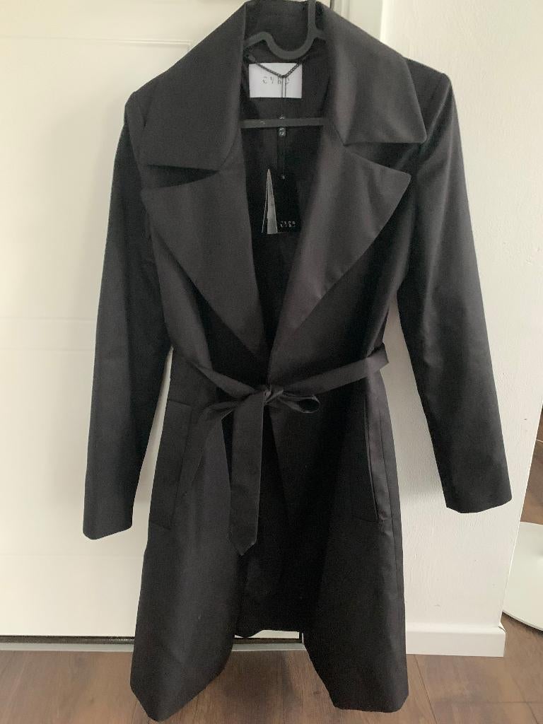 CVRD Brooklyn zwart trenchcoat met strikceintuur maat M, Kleding | Dames, Maat 38/40 (M), CVRD, Zwart, Nieuw