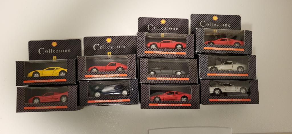 Model autos ~ 1995, Hobby en Vrije tijd, Modelauto's | 1:18, Ophalen, Zo goed als nieuw, Auto, Overige merken