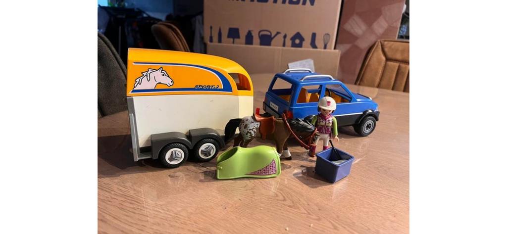 Playmobil auto met paardentrailer, Ophalen of Verzenden, Gebruikt