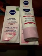 Nieuw 2x Nivea dagcreme spf15, Ophalen of Verzenden, Nieuw, Gehele gezicht, Verzorging