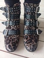 Leopard print enkellaarzen met gespen maat 39, Kleding | Dames, Schoenen, Ophalen of Verzenden, Zo goed als nieuw, Zwart