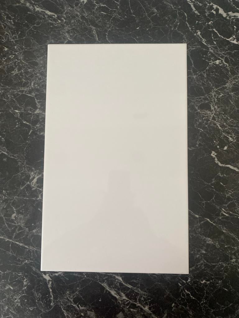 26 Witte Badkamer Tegels 25x40 cm, Doe-het-zelf en Verbouw, Ophalen, Nieuw, 20 tot 40 cm, Minder dan 5 m²