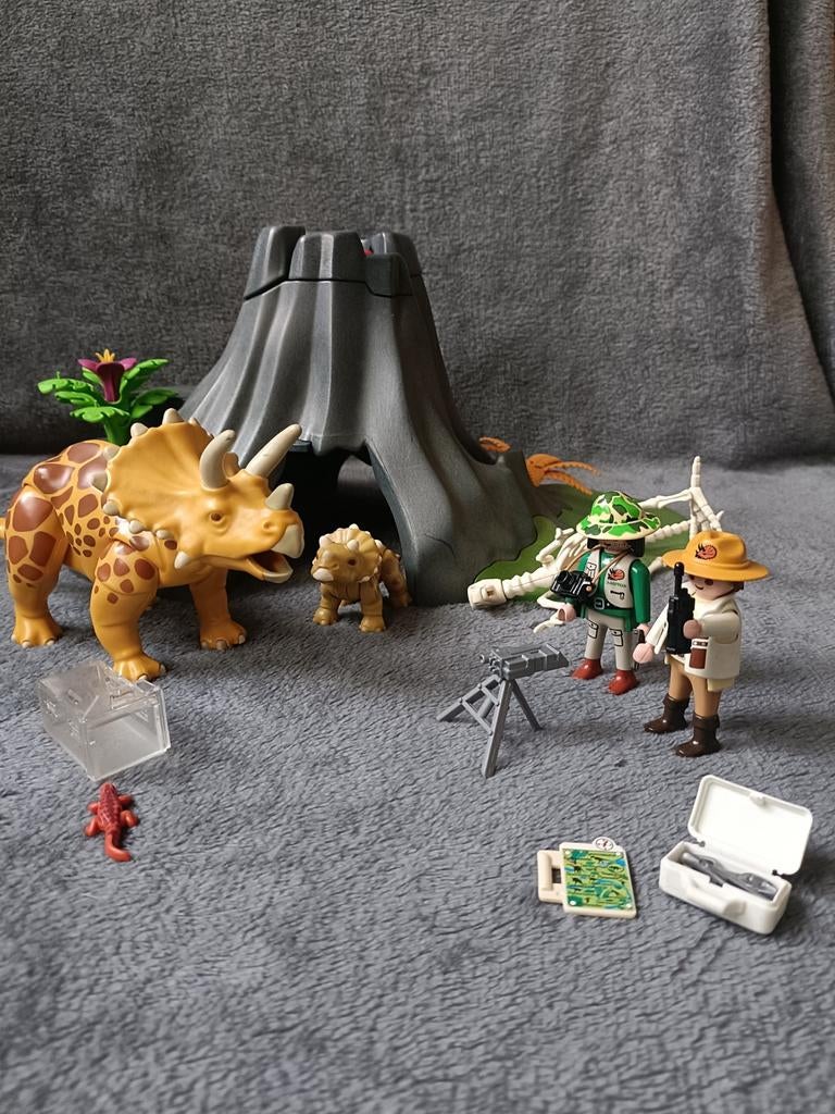 Playmobil 4170 - Triceratops met baby, Kinderen en Baby's, Speelgoed | Playmobil, Ophalen of Verzenden