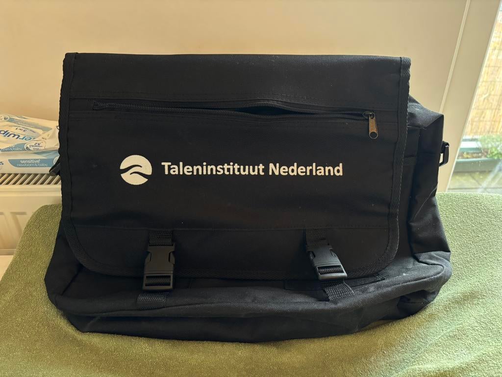 Taleninstituut tas, Sieraden, Tassen en Uiterlijk, Tassen | Schoudertassen, Ophalen of Verzenden, Zo goed als nieuw