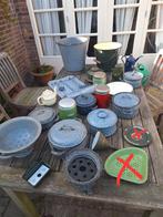 Collectie emaille voorwerpen, Ophalen