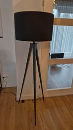 Vloerlamp Tripod van Zuiver 2stuks in nieuwstaat!, Ophalen, Zo goed als nieuw, Stof, 150 tot 200 cm