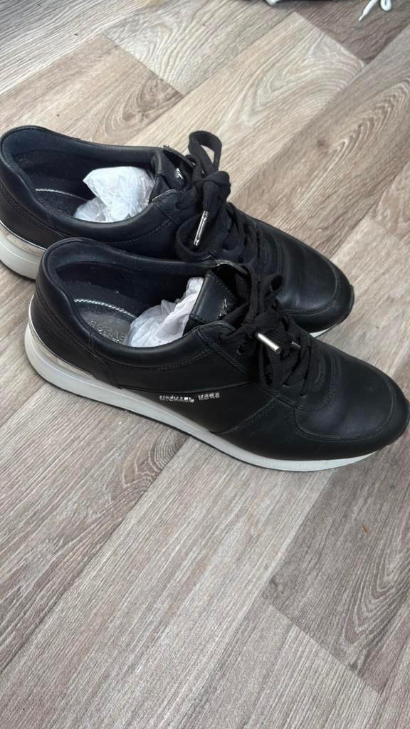 Michael kors sneakers, Ophalen of Verzenden, Zo goed als nieuw, Sneakers of Gympen