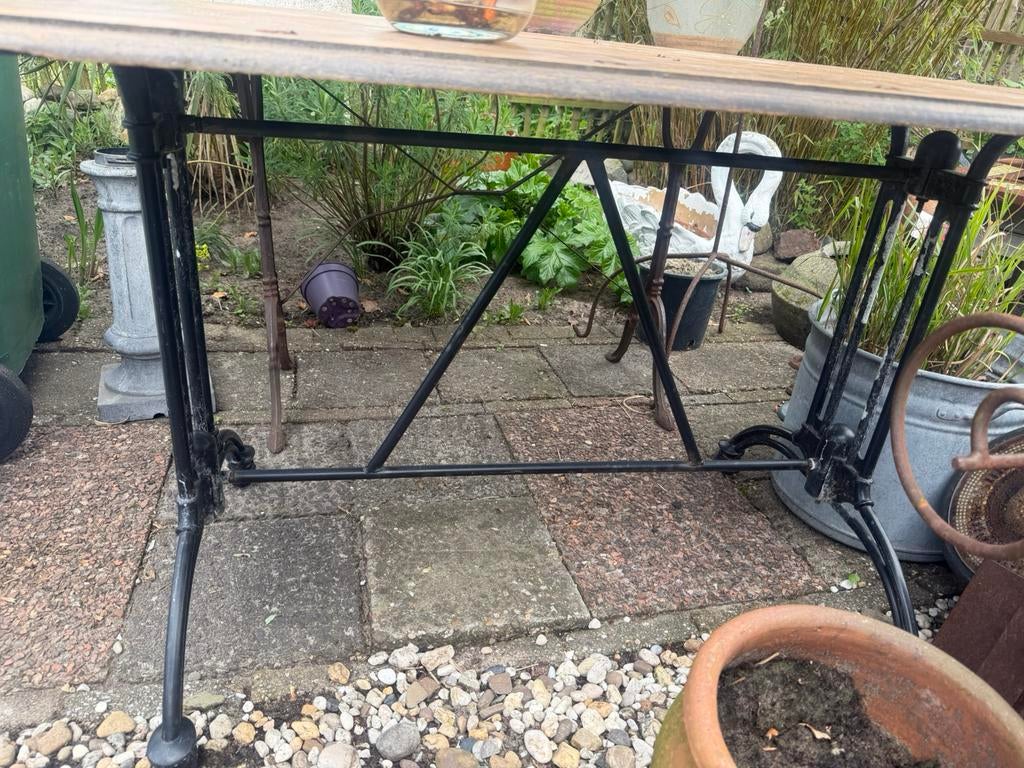 Gietijzeren tuintafels, Tuin en Terras, Ophalen, Zo goed als nieuw, Rechthoekig, Overige materialen