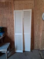 Louvre deurtjes, Ophalen