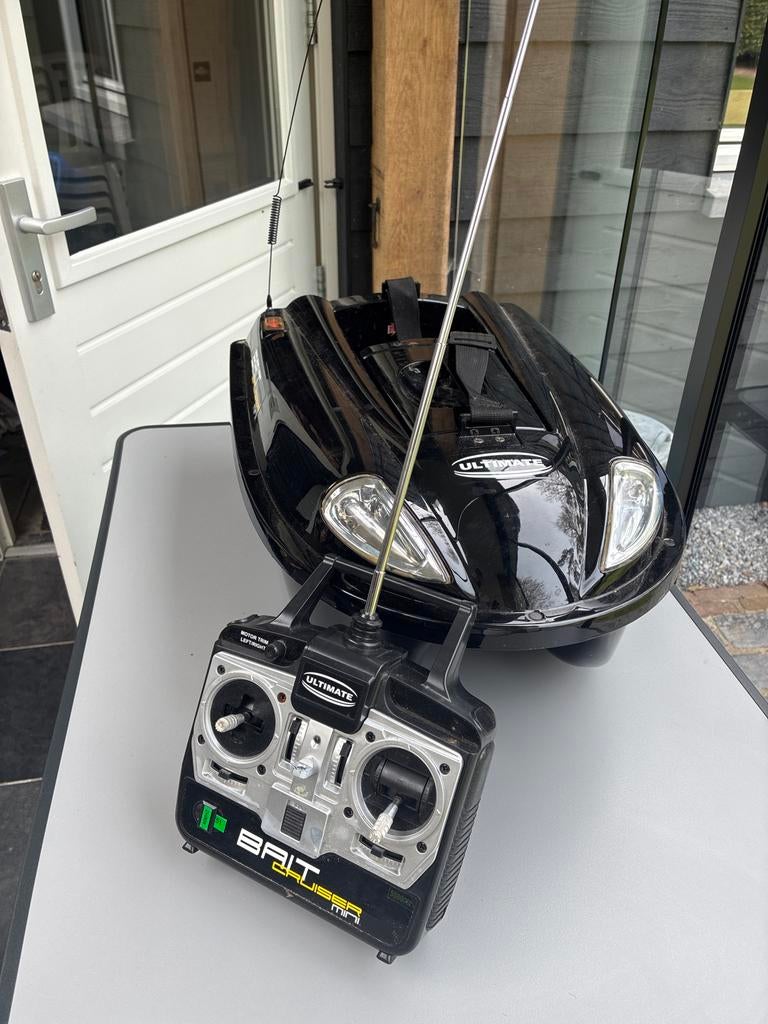 Voerboot Ultimate Baitcruiser Mini, Ophalen of Verzenden, Gebruikt, Overige typen