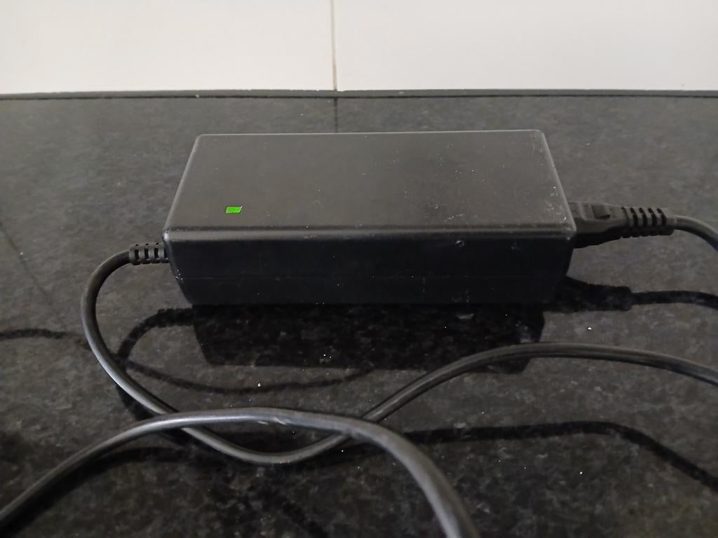 Phylion Li-ion Acculader voor Elektrische Fiets 29.4V, Fietsen en Brommers, Fietsaccessoires | Fietsaccu's, Ophalen of Verzenden