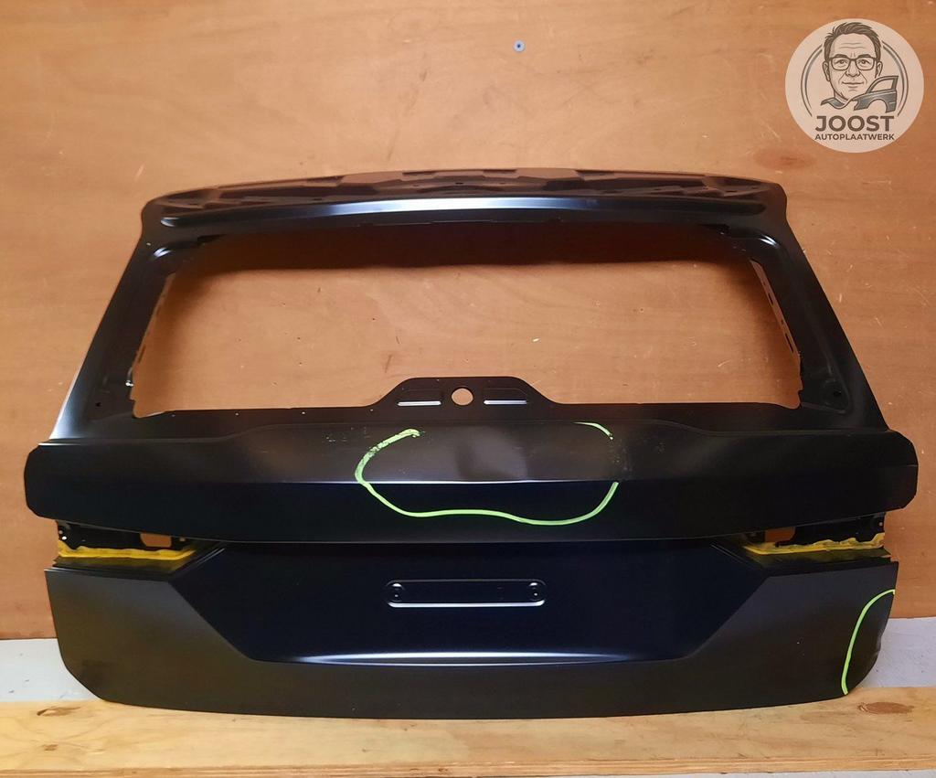 Achterklep nieuw orgineel Volvo V60 v.a 2019 32296629, Achterklep, -Volvo Car Corporation, Herkomst onderdeel bekend, -SE-405 31 Göteborg, Zweden