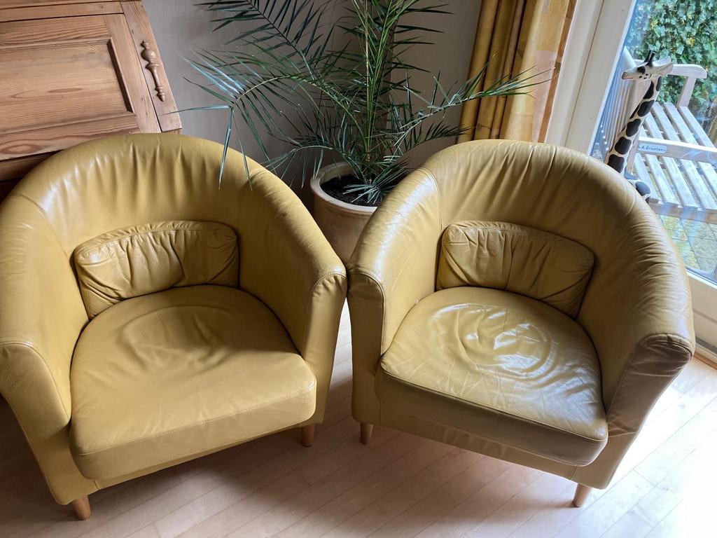 Twee comfortabele fauteuils - Geel leer, Huis en Inrichting, Fauteuils, Ophalen, Gebruikt, Leer, 75 tot 100 cm