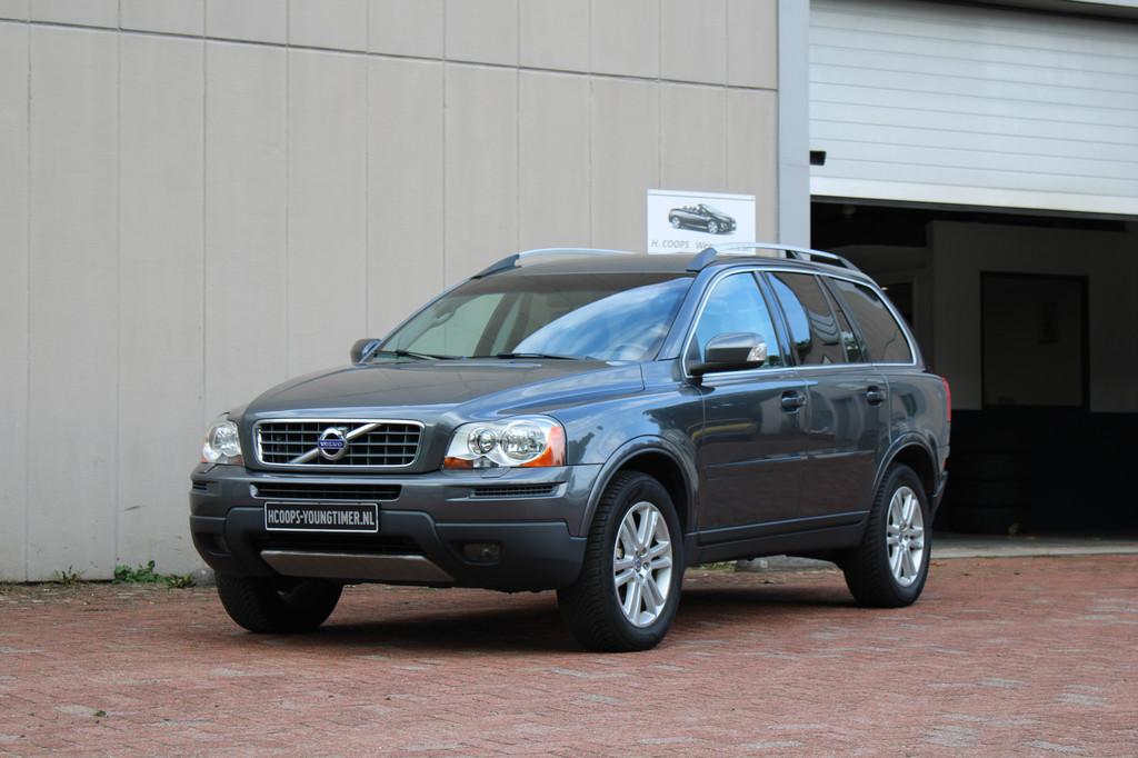 Volvo XC90 2.5 T AWD SUMMUM AUTOMAAT YOUNGTIMER MULTI MEDIA, Gebruikt, Met garantie (alle), 1922 kg, 2521 cc