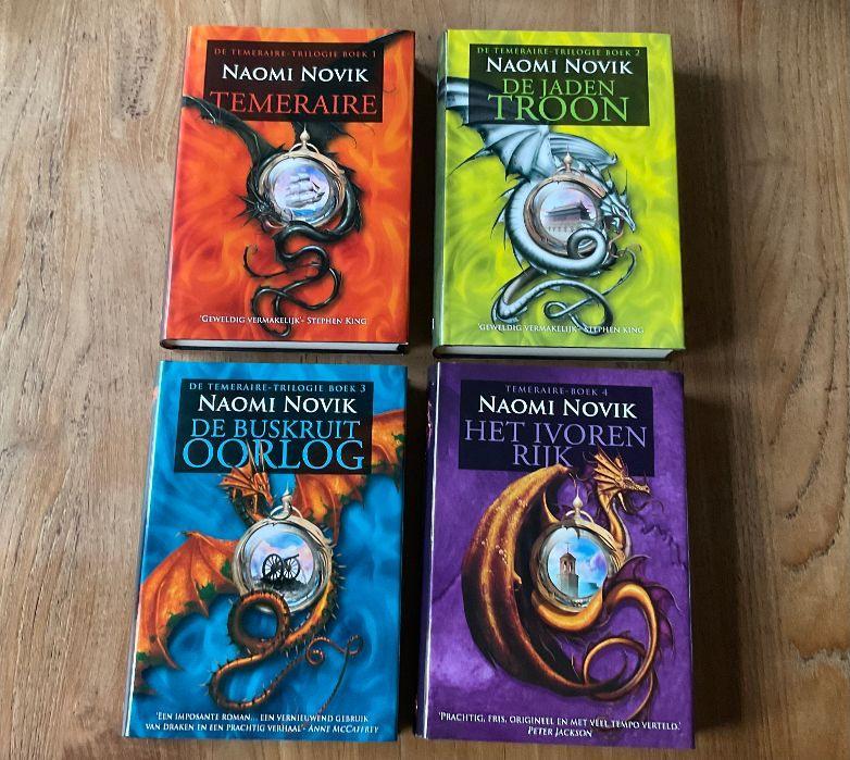 Naomi Novik fantasy Temeraire trilogie + 4 gebonden boeken, Ophalen of Verzenden, Nieuw