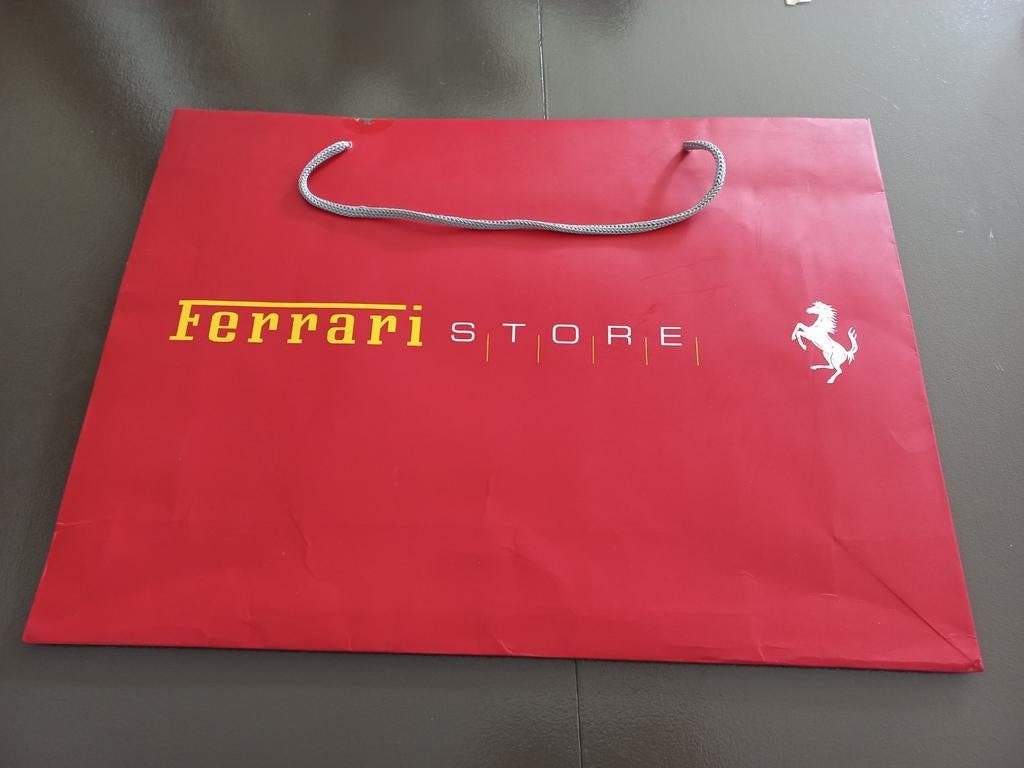Ferrari Store tas, Ophalen of Verzenden, Gebruikt, Auto's