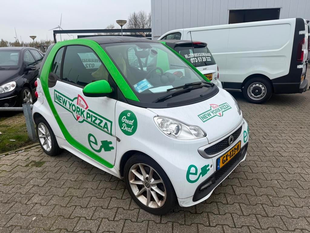 Smart Fortwo coupé Electric drive BRABUS 18 kWh automaat 20, Auto's, Smart, Automaat, Gebruikt, Zwart, 48 pk