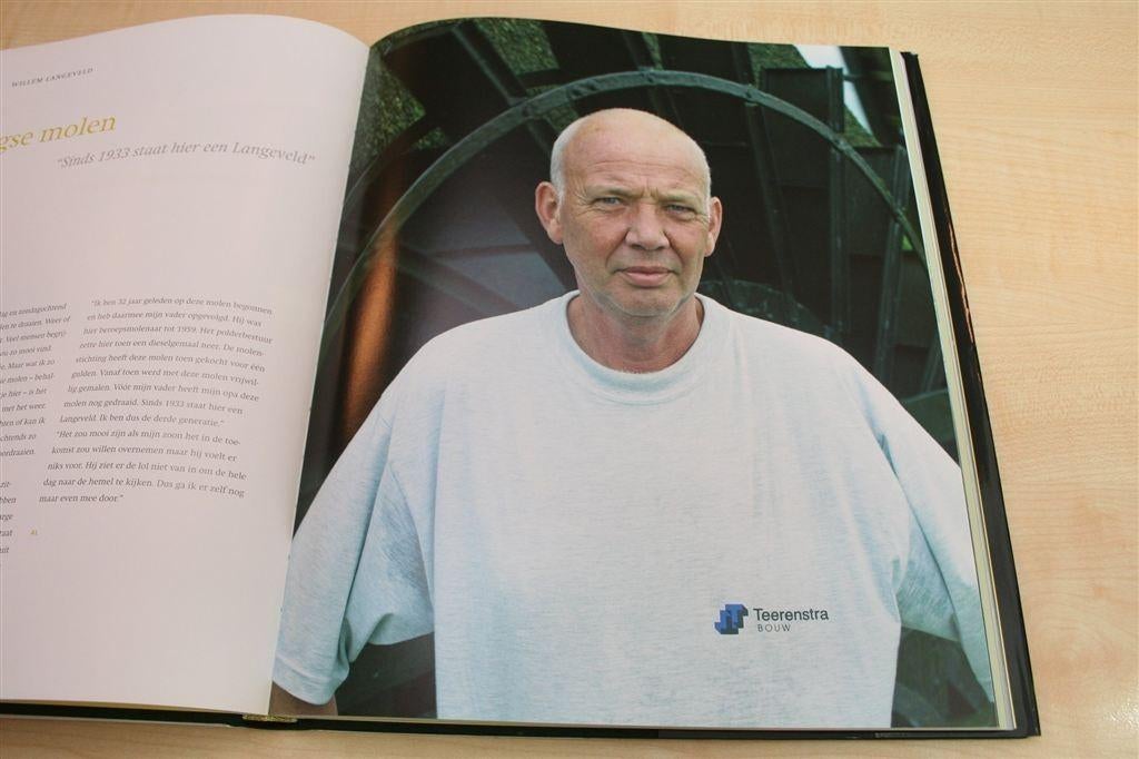 De Molens van Rijnland — 45 Molens & 58 Molenaars, Ophalen of Verzenden, Zo goed als nieuw