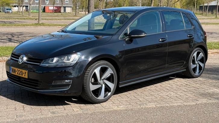 Volkswagen Golf 1.4 TSI 103KW 5D 2013 Zwart, Auto's, Volkswagen, Particulier, Golf, Adaptive Cruise Control, Airbags, Airconditioning