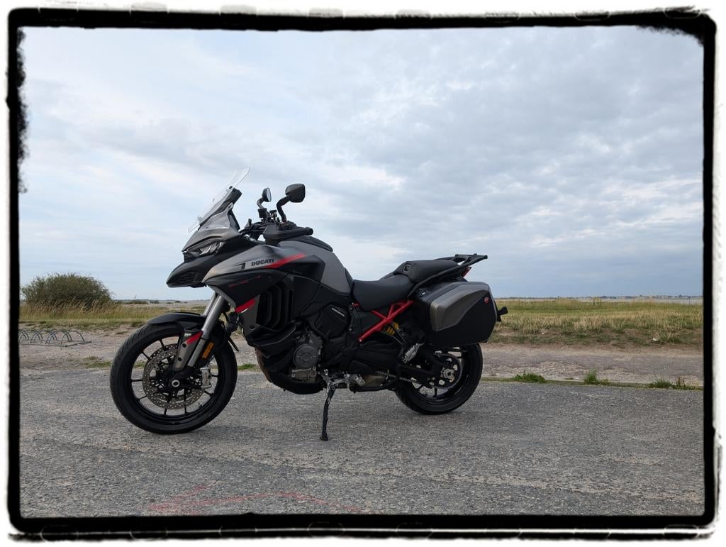 Nieuwstaat | Ducati Multistrada V4 S Grand Tour 2024 NL!