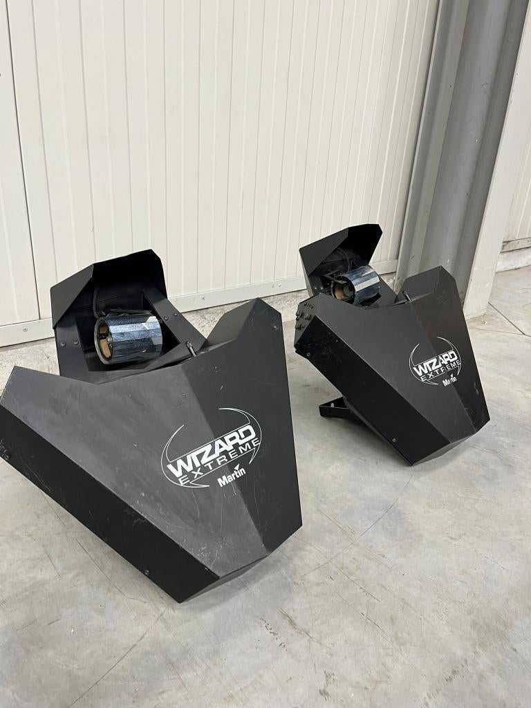Complete set Martin Wizzard Extreem (2x), Muziek en Instrumenten, Licht en Laser, Ophalen, Gebruikt, Licht, Kleur
