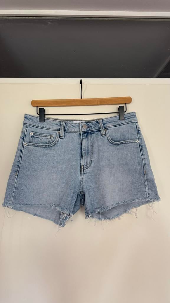 Calvin Klein denim shorts, Kleding | Dames, Broeken en Pantalons, Maat 38/40 (M), Kort, Blauw, Ophalen of Verzenden
