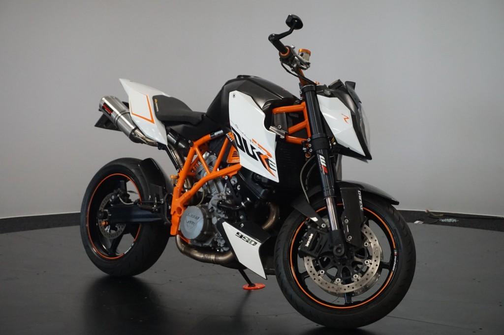 Ktm 990 Superduke R, Stallhofnerstraße 3, 5230 Mattighofen, Austria, Bedrijf, KTM AG, 999 cc