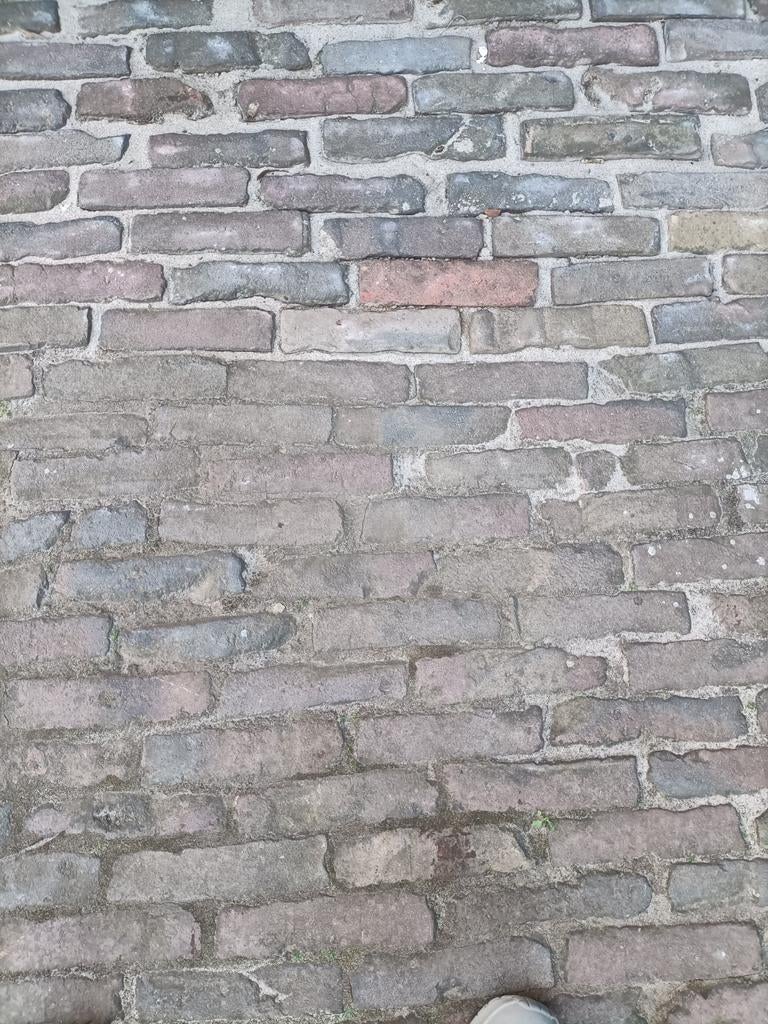 Gratis oude gebakken stenen - ca. 2 m², Ophalen, Gebruikt, Keramiek, Klinkers