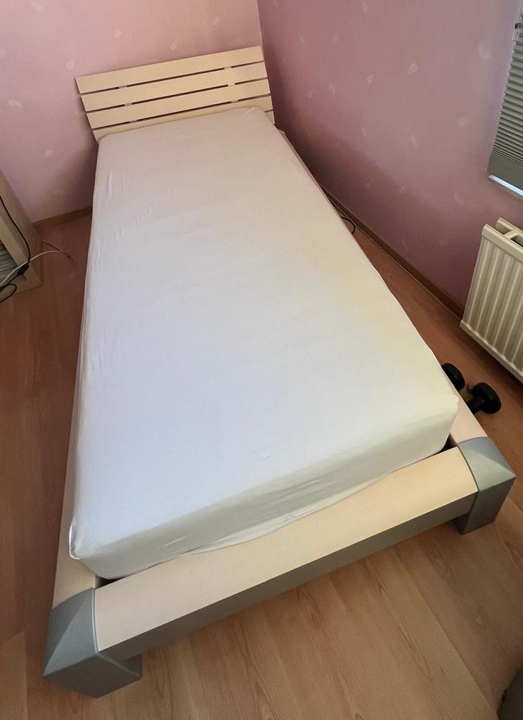 Eenpersoonsbed met matras, Ophalen, Eenpersoons, Hout, 100 cm