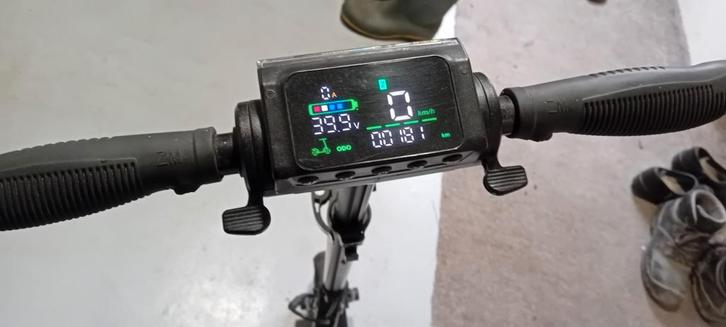 SUOTU Scooter elektrische step, Fietsen en Brommers, Steps, Zo goed als nieuw, Elektrische step (E-scooter), Ophalen