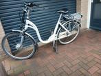 Witte Elektrische Damesfiets dutch ebike, Zo goed als nieuw, 47 tot 51 cm, 30 tot 50 km per accu, Ophalen