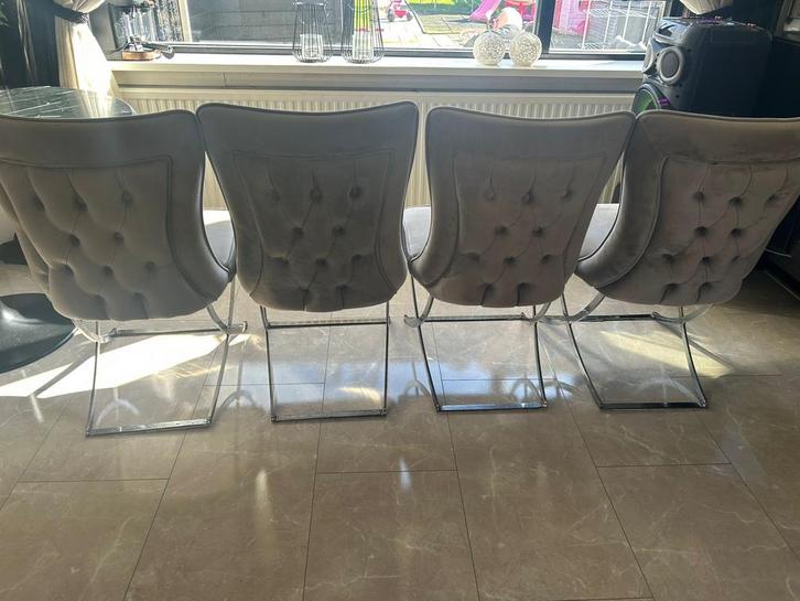 Eric kuster eetkamer stoelen, Huis en Inrichting, Stoelen, Zo goed als nieuw, Ophalen of Verzenden